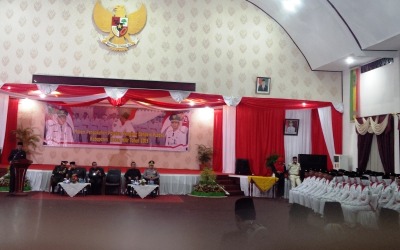 Malam Resepsi 17 Agustus Bupati Bawakan Lagu Gelisah