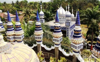 Masjid Ajaib & Masjid Bawah Tanah, Masjid Unik di Indonesia