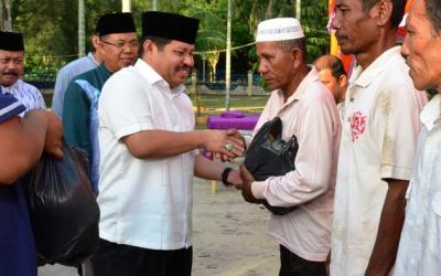 Pemda Jual 700 Paket Berisi Tiga Bahan Pokok di Rupat Utara