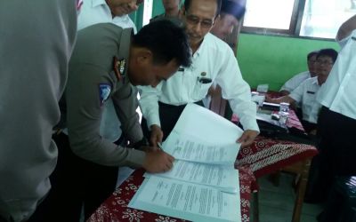 Cegah Lakalantas, Polres Ponorogo MoU Bersama Kemenag