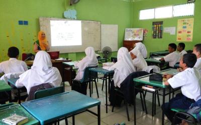 Duta Lingkungan Pekanbaru Laksanakan Upgrading ke SMP Juara