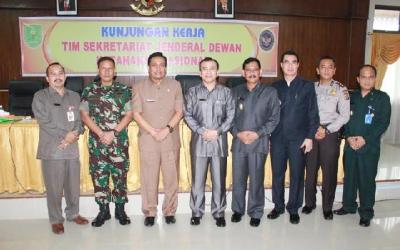 Tim Setjen Wantannas Tinjau Lokasi Tambang Inhu