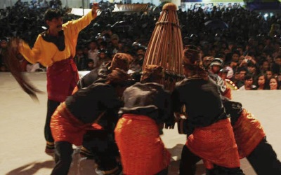 Kompang dan Lukah Gilo Semarakan Puncak Festival Timang-timang