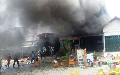 Pasar Kesugihan Ponorogo Ludes Terbakar