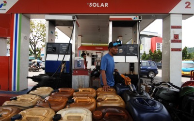Harga BBM Jenis Solar Turun Rp200/Liter