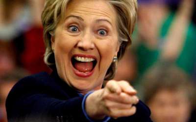 Selidiki Surel Hillary Clinton, Bos FBI Dituding Melanggar Hukum