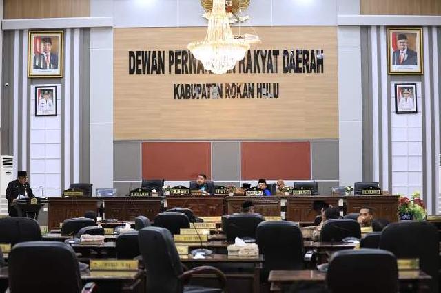 DPRD Rohul Rapat Paripurna Jawaban Pemerintah atas Pandangan Umum Fraksi